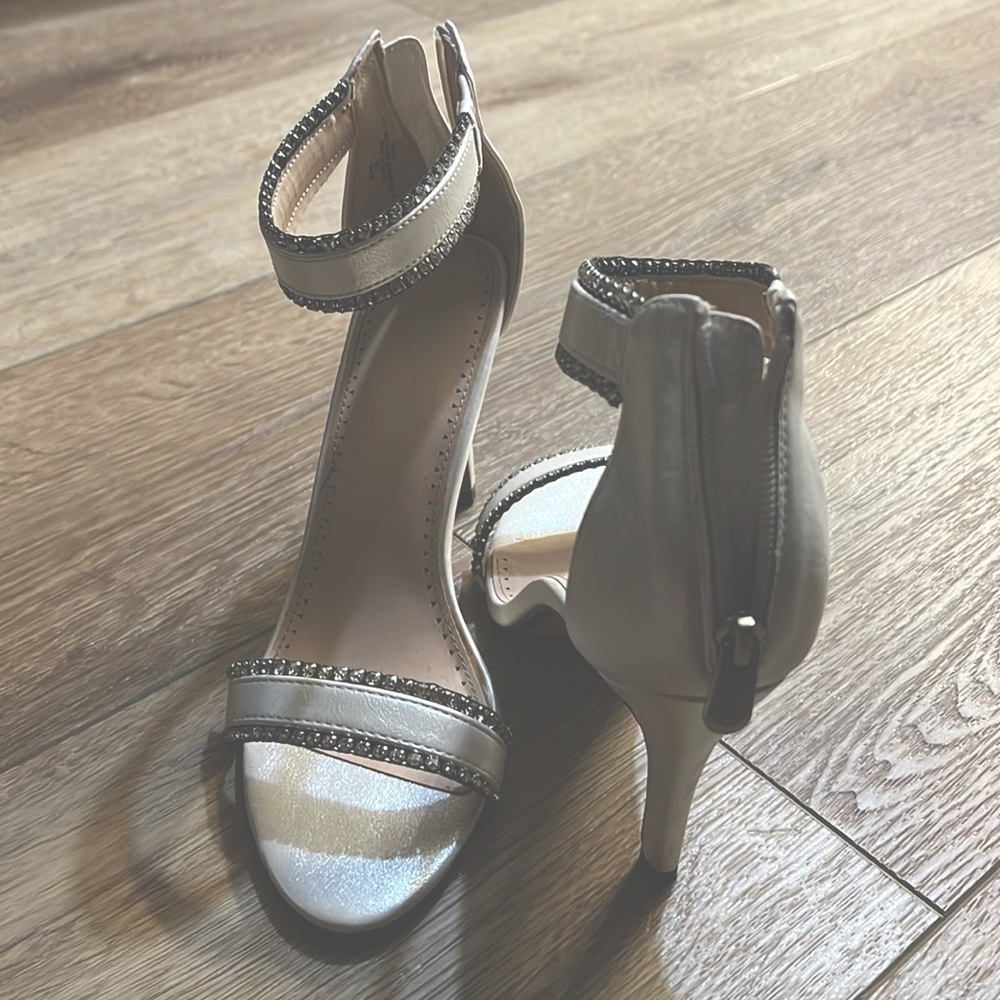Perfect wedding heel